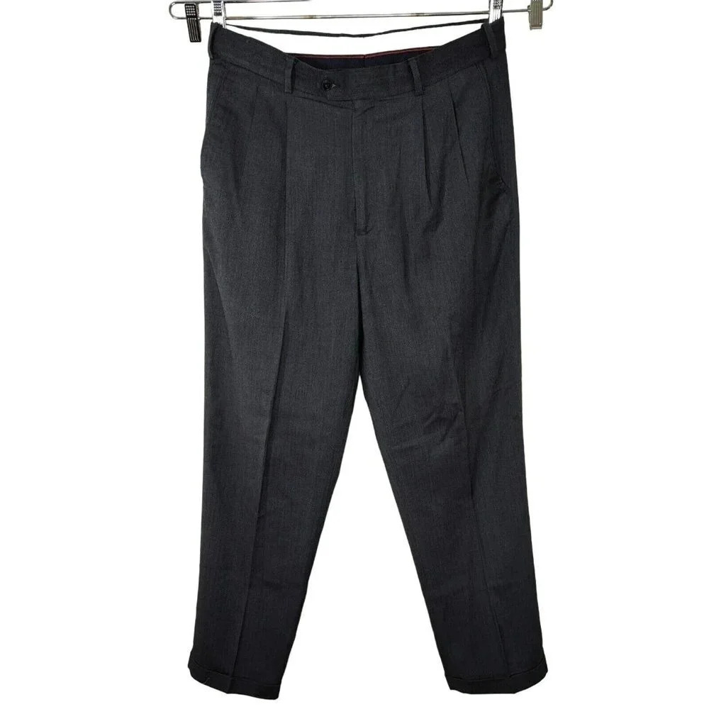 Roundtree and Yorke Travel Smart Dress Pants Pleated Cuff Men Size 34 x 30 Blue